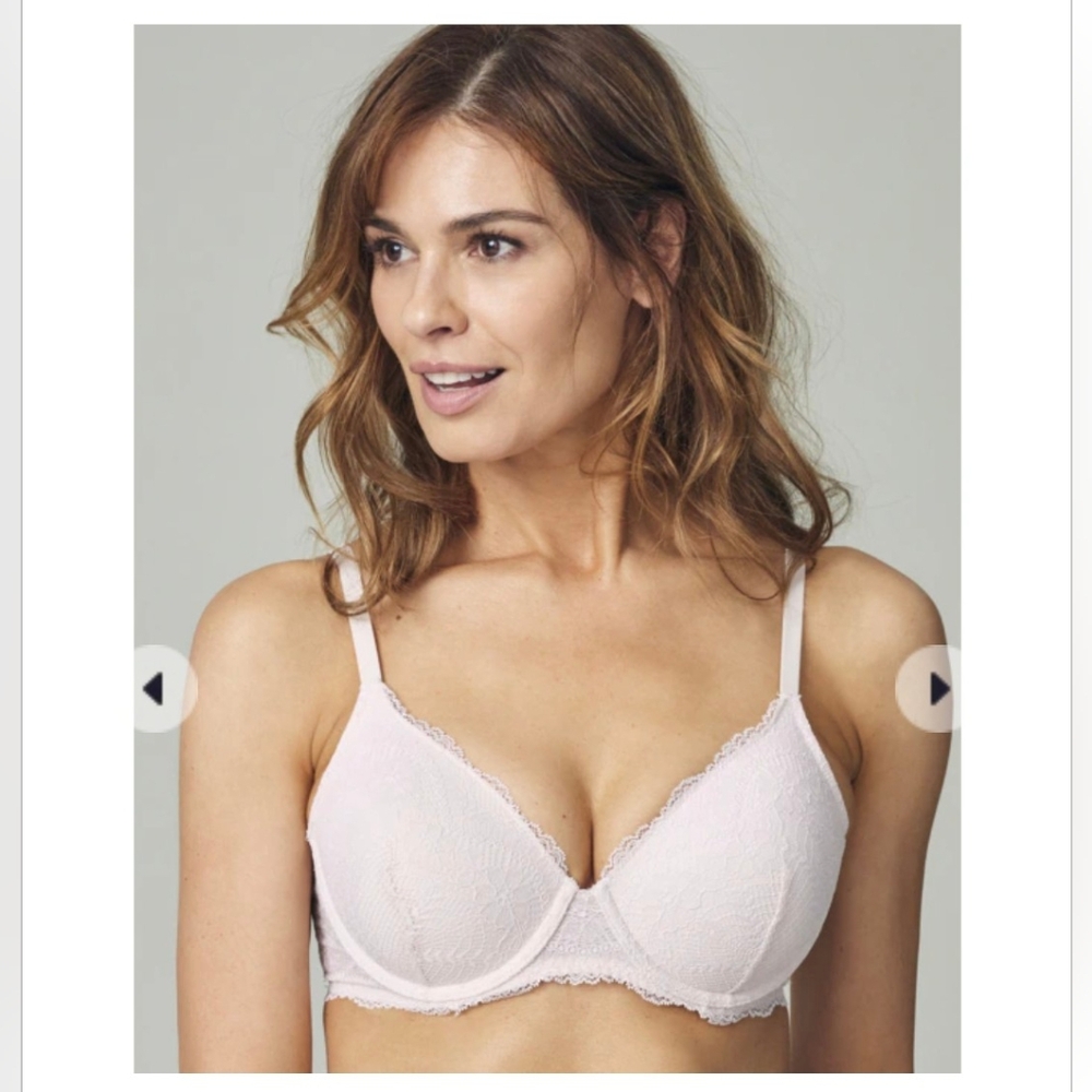 Wonderbra Pink Bra for Comfort and Style